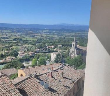 Bonnieux Apartment | BOHO Location 2: Family-Friendly Stay with Top Ratings