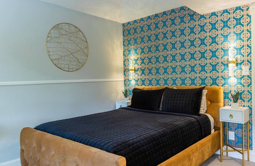 Monte Rio Hotel | Boho Manor Resort with Pool, Spa, and Hot Tub Awaits You