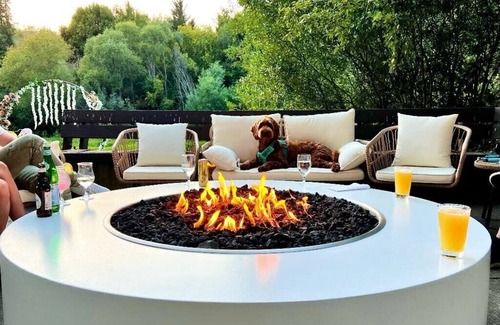 Northwood Hotel | Relax at Boho Manor Resort - Room 32 with Pool & Spa