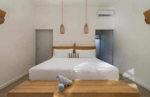 Tamarindo Hotel | Tranquil BOHO Tamarindo: Oceanfront Oasis with Pool