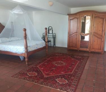 Le Robert Apartment | Bois Canon: 4-Star Hotel with Ocean Views and Pet-Friendly