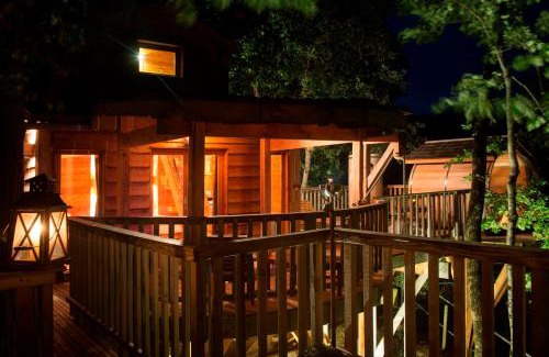 Seyches Cabin | Experience the Excellence of Bois Des Nauzes Hotel