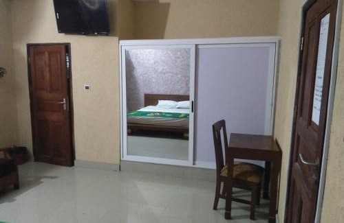 Abomey Hotel | Pet-Friendly Bois Vert Hôtel with Family Amenities