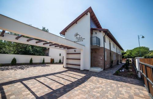 Gyula Apartment | Top-Rated Boka Apartmanház with Family-Friendly Amenities