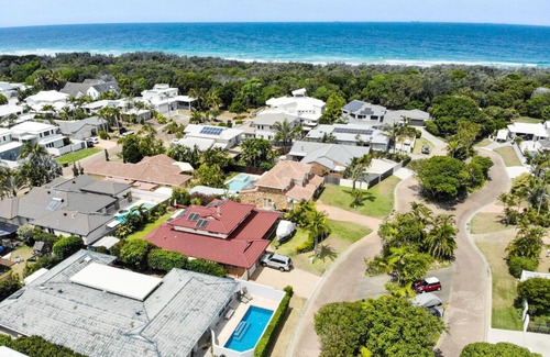 Bokarina House | Beachside Haven at Bokarina - Steps from the Ocean