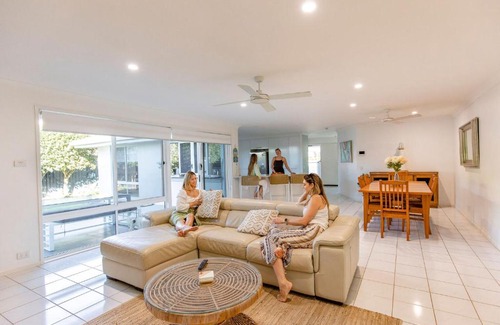 Bokarina House | Beachside Haven at Bokarina - Steps from the Ocean