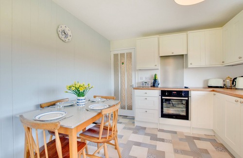 Cheswick House | Cozy Bolams Lodge: Family-Friendly Two Bedroom Retreat