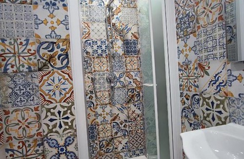 Nesima House | Budget-Friendly Bolano House with Family Amenities & Kitchen