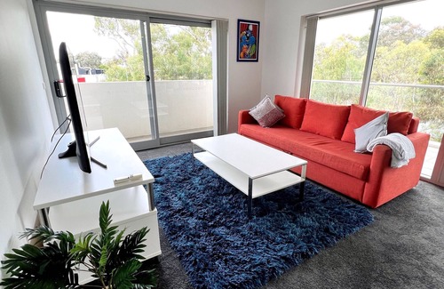 Bruce Apartment | Bold in Bruce - 1bd 1bth 1csp
