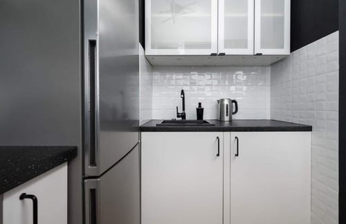 Stare Miasto Apartment | Exceptional Stay at Studio Bolesławiecka 8/20 - Family-Friendly!