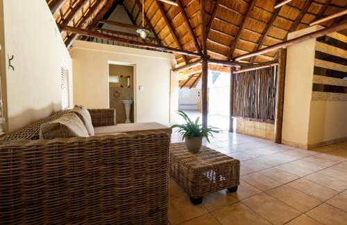 Polokwane Cabin | Bolivia Lodge: Family-Friendly Retreat with Pool & Hot Tub