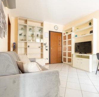 Province of Bologna Apartment | Modern Bologna Suite Apartment - Self Check-In & Family Friendly