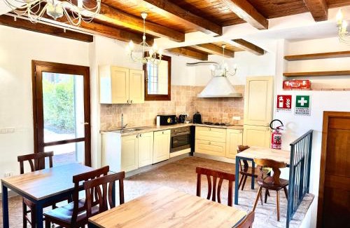 Sasso Marconi House | BolognaRoomscom - B and B La Cascina
