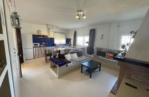 El Lentiscal House | Beachside Getaway: Pool & Ocean Views at Bolonia House
