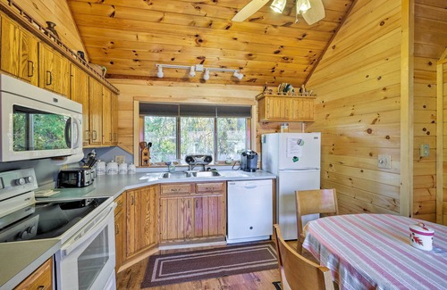 Bolton Landing Cottage | Beautiful Bolton Landing Cottage - Steps from the Beach!