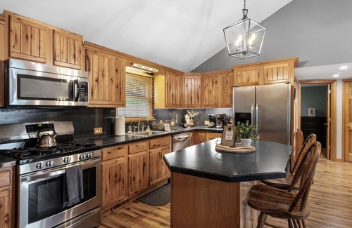 Bolton Landing House | Scenic Bolton Landing House with Lake Views and Spa
