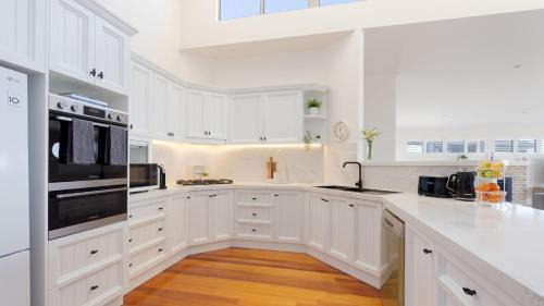 Kiama House | Family-Friendly Retreat at Bombora, Kiama - Pet Welcoming