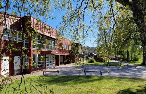 Jarna Hotel | Relax at Bommersvik Hotell & Konferens with Ocean Views