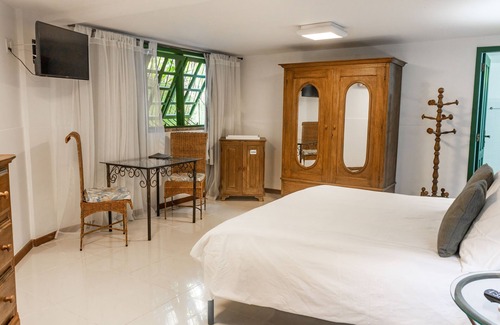 Moura Brasil Hotel | Eco-Friendly Bomtempo II Chalés with Pool & Spa Amenities