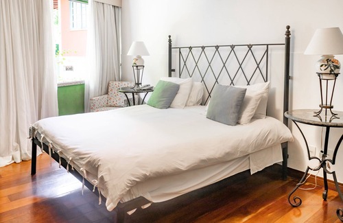 Moura Brasil Hotel | Eco-Friendly Bomtempo II Chalés with Pool & Spa Amenities
