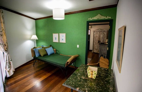 Moura Brasil Hotel | Eco-Friendly Bomtempo II Chalés with Pool & Spa Amenities