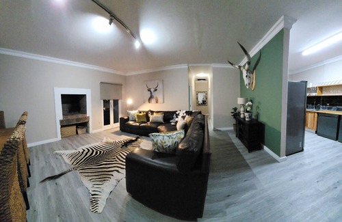 Garden Route District Municipality Cabin | Discover Bon Game Private Reserve: Spa & Family-Friendly Stay