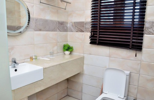Warri Hotel | Discover BON Hotel Hyatti Warri: Family-Friendly Getaway