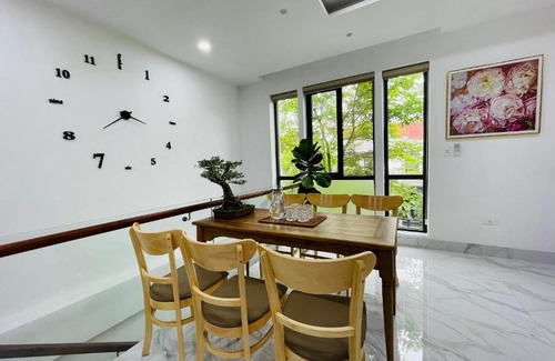 Huong Thuy Apartment | Discover Bon's House with Pool & Kitchen in Ideal Location