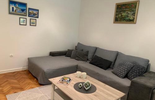 Izola Apartment | Bonaca: Oceanfront Escape with Exceptional 9.5/10 Rating