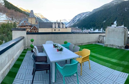 Baqueira Apartment | Comfortable Bonaigua 708 with Spa & Family-Friendly Amenities