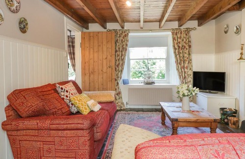 Berwick-upon-Tweed House | Pet-Friendly Bonalay Cottage: 4-Star Rated Retreat