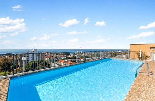 Bondi Apartment | Bondi Studio with Rooftop Pool and Ocean Views