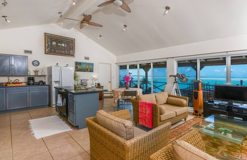 George Town House | Beachfront Bliss at Bonefish Bella Vista with Pool Access