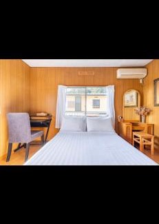 Tomisato House | Comfortable Bonel Guest House with Family-Friendly Amenities