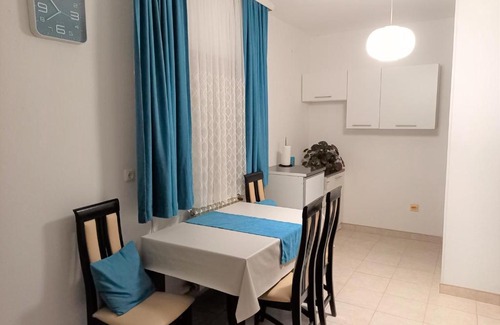 Gradiska Apartment | Family-Friendly Bonem 2 Apartment in Gradiska - Rated 9/10