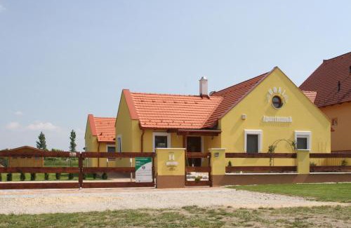 Hegyko Apartment | Ideal BONI APARTMAN Hegykő: Wheelchair Accessible Retreat