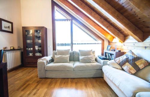 Esterri D'Aneu Apartment | Experience Bonic d'Àneu: Family-Friendly & Highly Rated Stay