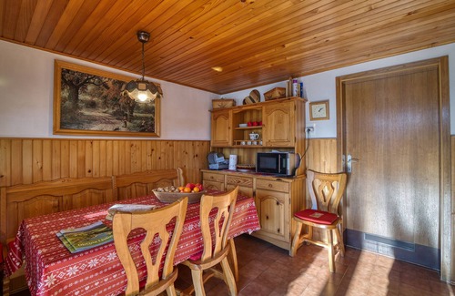 Ljubno Villa | Discover Bonidesa House with Hot Tub in Slovenia