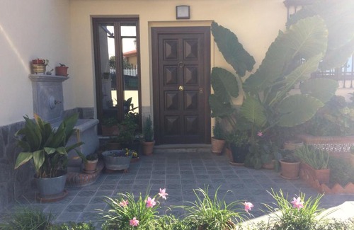 Barrio de la Vega Apartment | Cozy Home in Monachil - Guest Rated 9.8, Family Friendly