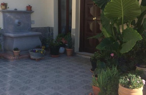 Barrio de la Vega Apartment | Cozy Home in Monachil - Guest Rated 9.8, Family Friendly