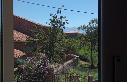 Colunga House | Bonita Casa en el Pueblo de Luces a un Paso del mar y la Montaña