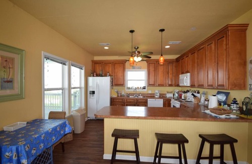 Gilchrist House | Pet-Friendly Bonita Vista: Oceanfront Retreat in Gilchrist