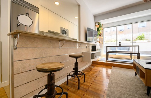 Nueva Espana Apartment | Bonito Apartamento con Terraza en Chamartín