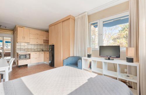 Pedregalejo Playa Apartment | Cozy Studio at Playa Los Baños del Carmen Awaits You