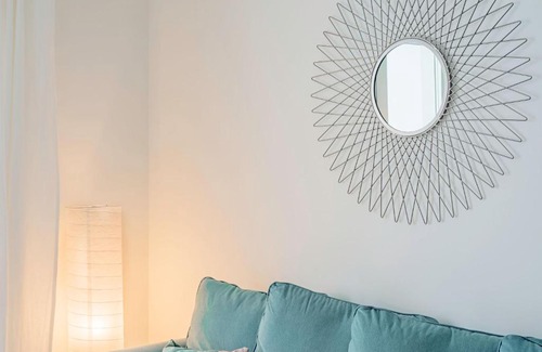 Conil de la Frontera City Center Apartment | Inviting Bonito Piso en Conil with Pool and Family-Friendly Perks