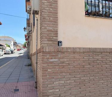 La Zubia Apartment | Convenient Stay Just 15 Minutes from Granada