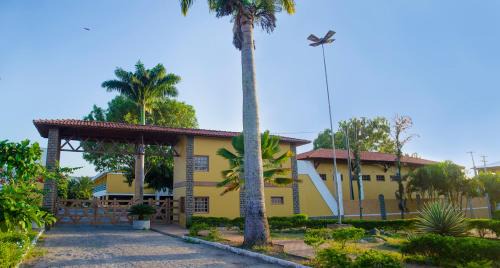 Bonito Hotel | Bonito Plaza Hotel: Oceanfront Oasis with Pool & Great Ratings