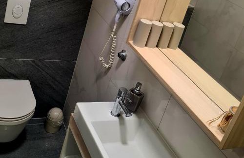 Slavonski Brod Apartment | Top-Rated Child-Friendly Rooms at BoNiToS, SOBE