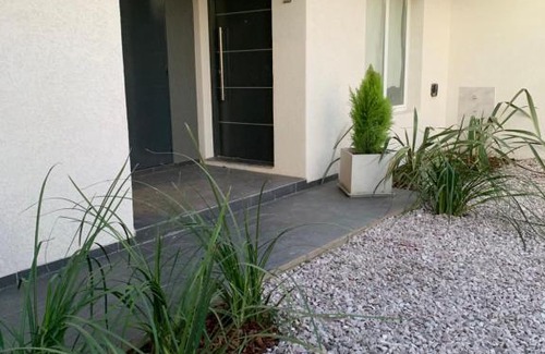 Santa Rosa Apartment | Experience Bonjour Alquiler Temporario with Family-Friendly Amenities