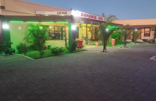 Letlhakane House | Cozy Bonjour Inn Letlhakane: Breakfast & Family-Friendly Stays